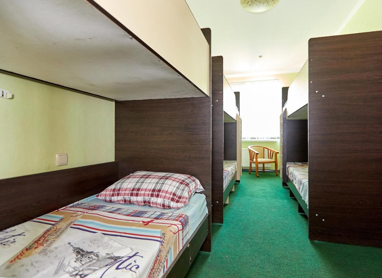 Hôtel Oasis à Odessa Extérieur photo